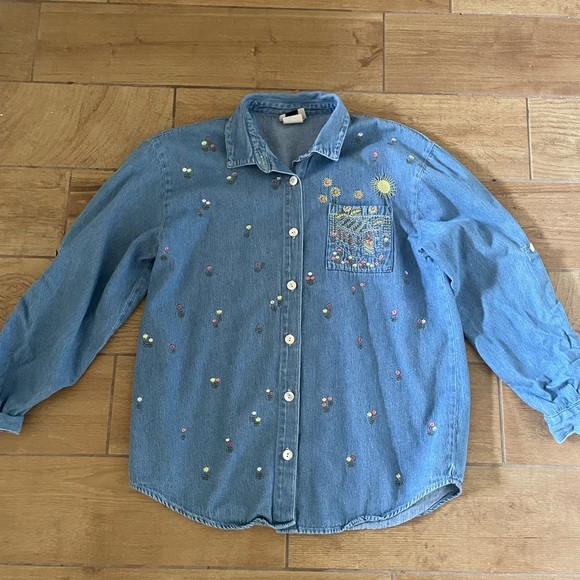 Teddi Vintage Denim Floral Embroidered Denim Button Down Shirt Women's Medium - Picture 2 of 9